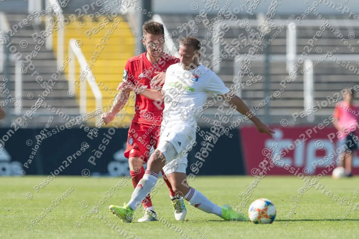 FCBIIUHG_20190831_1008