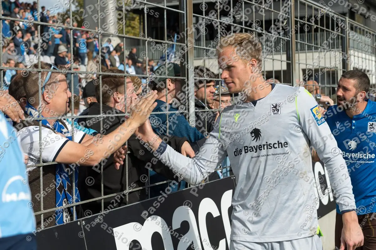 M60FCK_20190928_1375