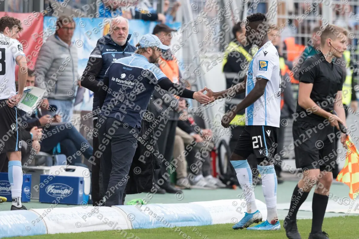 60KFCU_20191019_0432