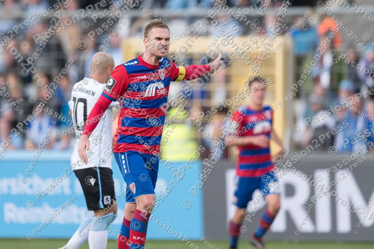 60KFCU_20191019_1085