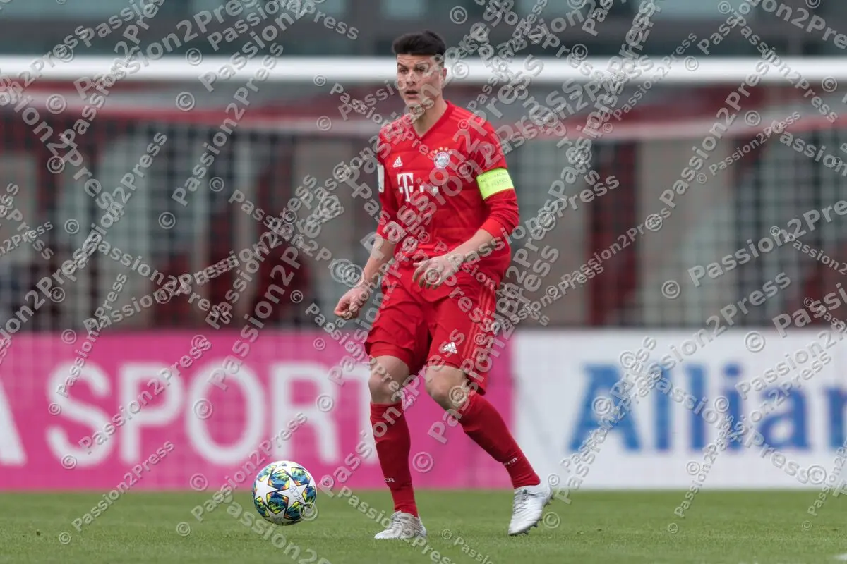 YFCBOFC_20191106_0037