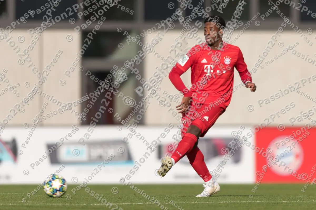 YFCBOFC_20191106_0086