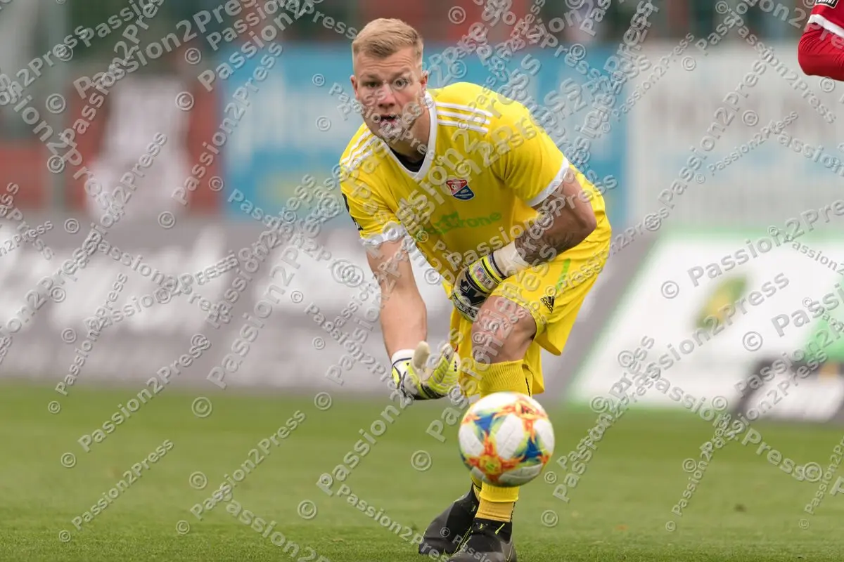 UHGSVM_20191109_0318