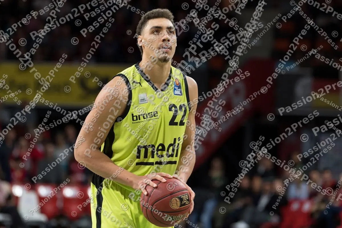 FCBBAY_20191117_0118