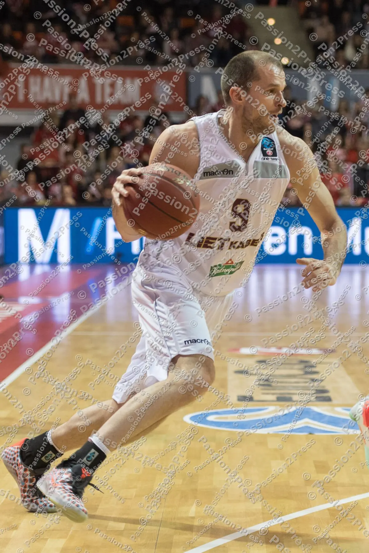 mf_FCBBLP_20170118_0352