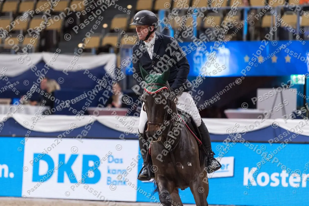 P2P_20191122_0179