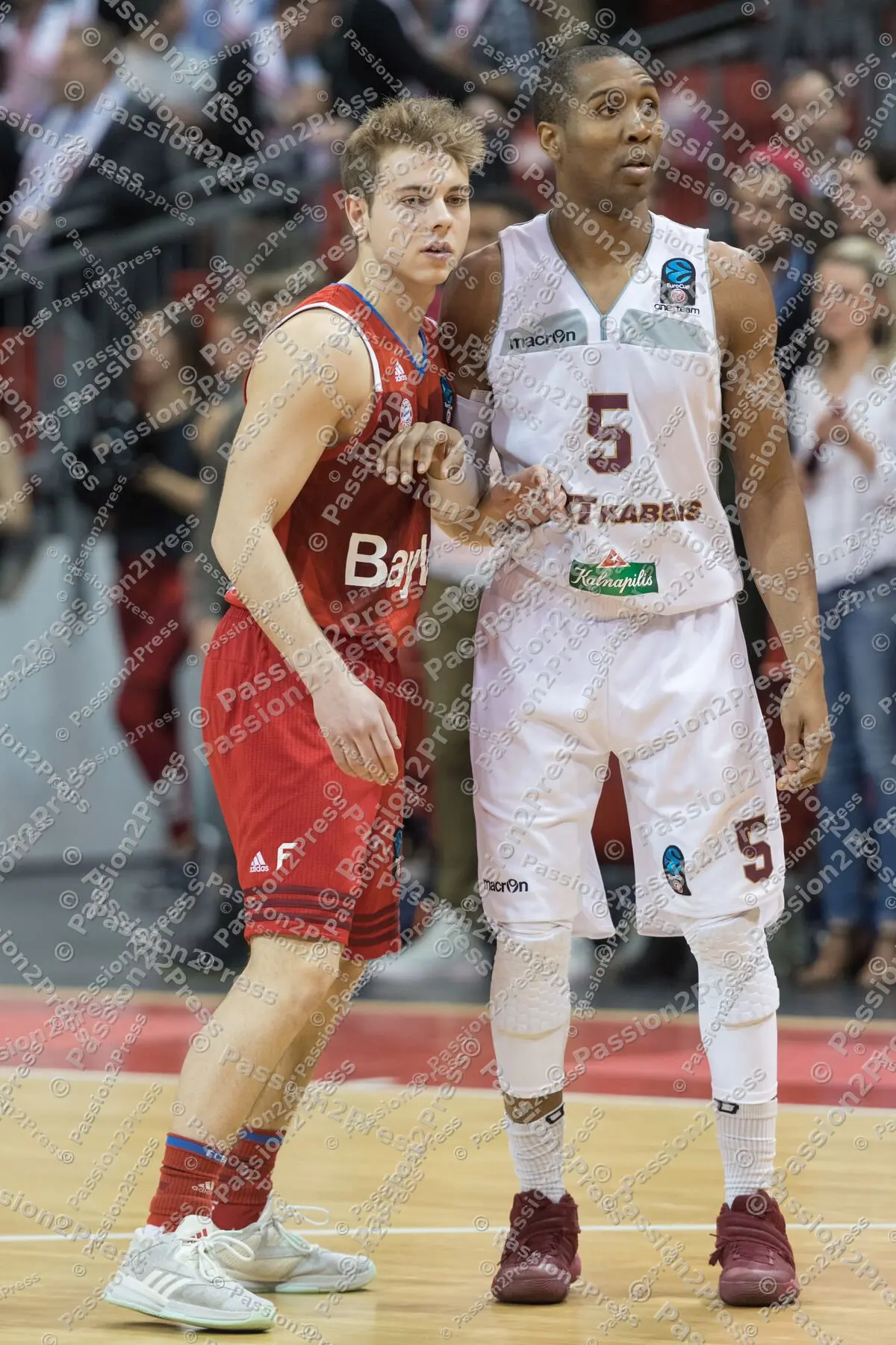 mf_FCBBLP_20170118_0905