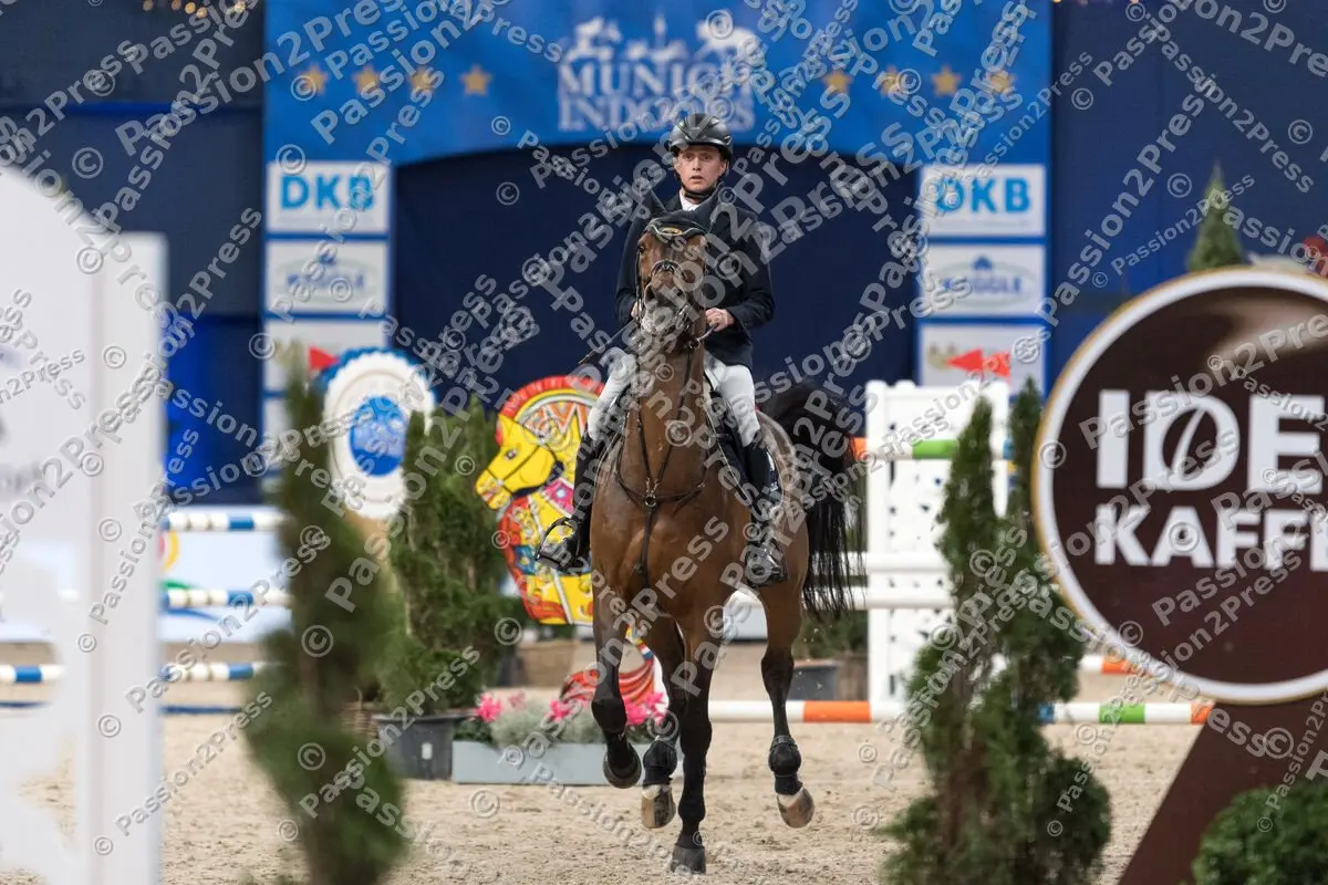 P2P_20191123_0889