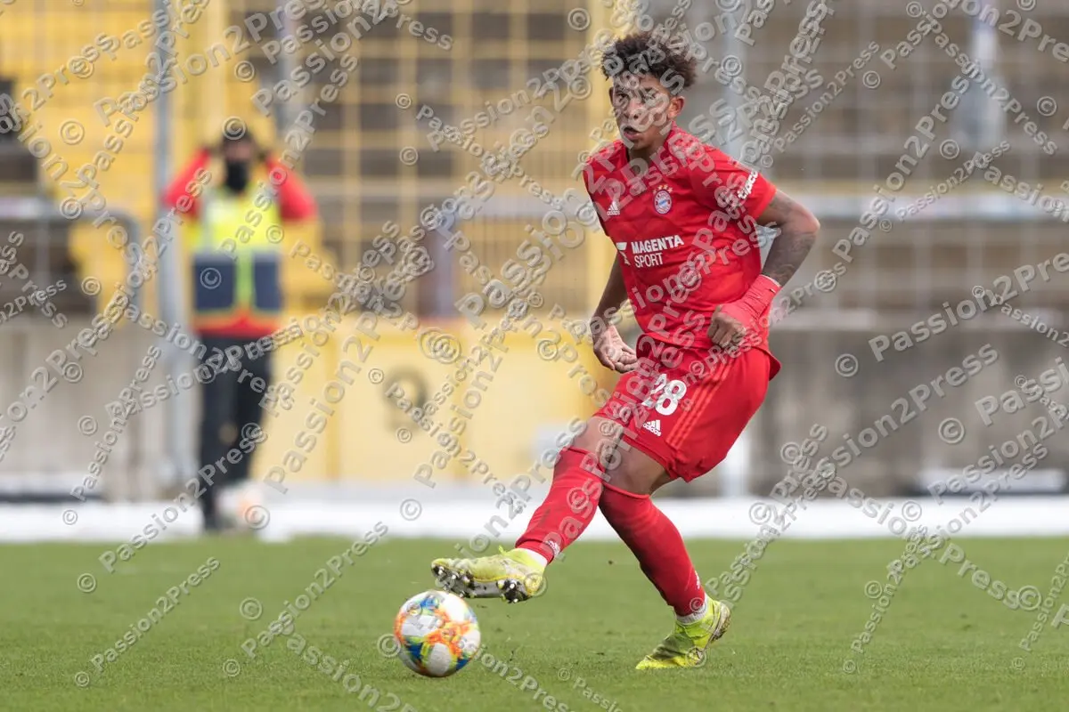 TGMFCBII_20200119_1894