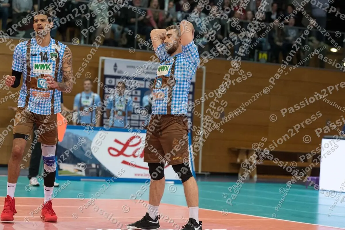 AVHER_20200120_1597-2