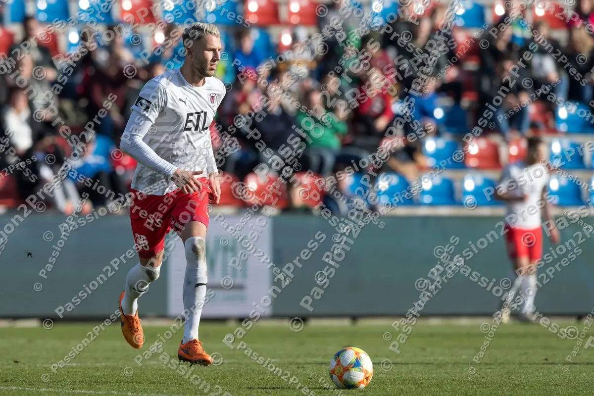 UHGVIK_20200215_1159