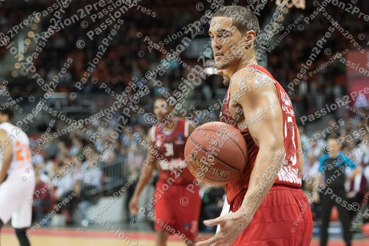 mf_FCBULM_20170201_0602