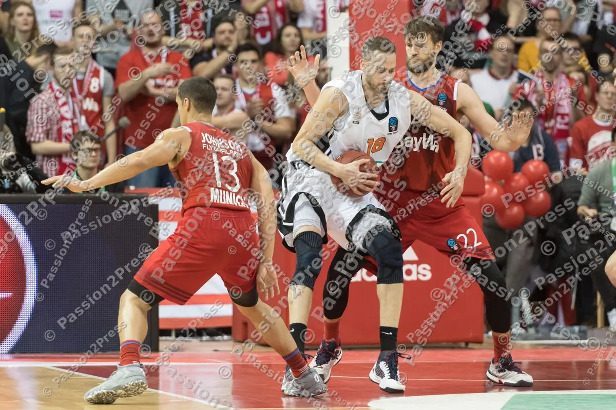 mf_FCBULM_20170201_0702