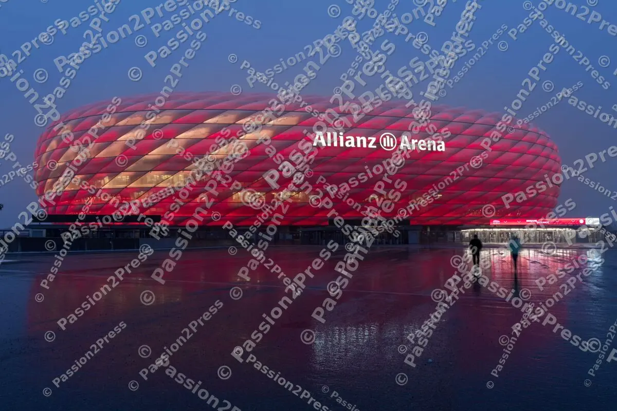 20200227 Allianz Anrena Sonderbeleuchtung 120 Jahre FC Bayern München