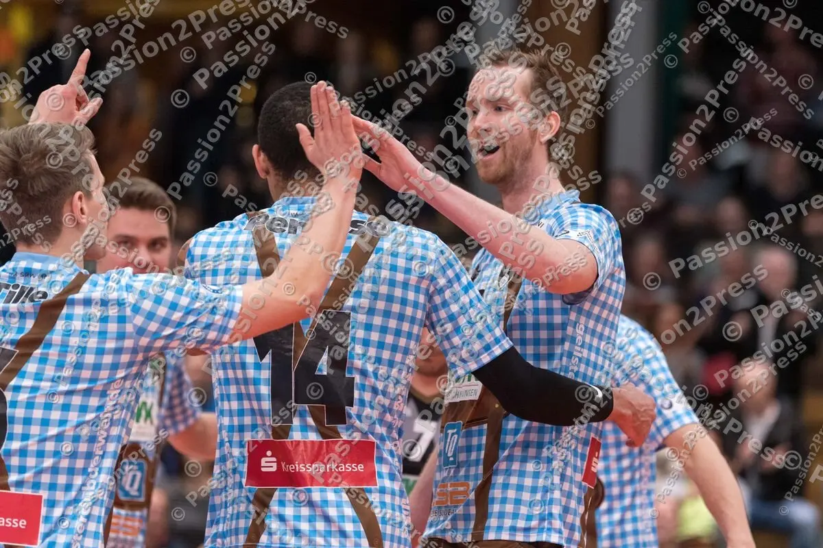 HERBUE_20200229_0215