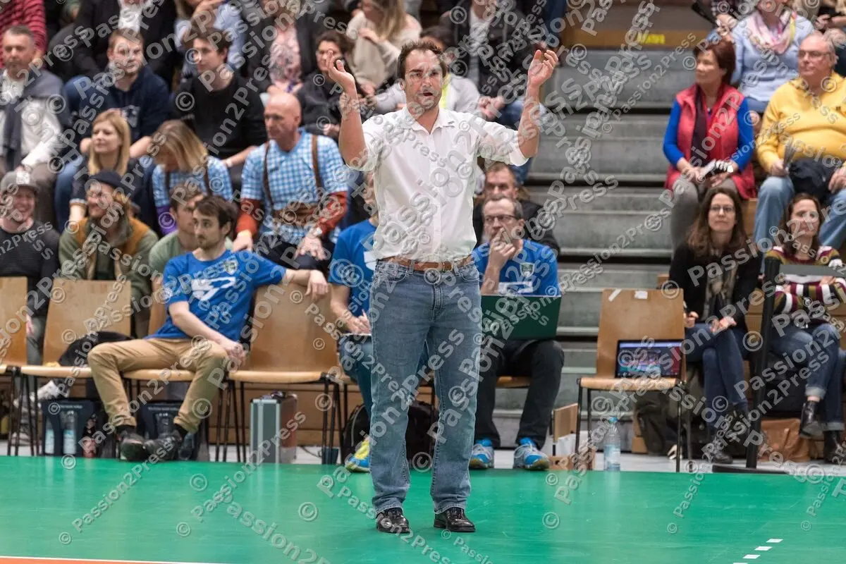 HERBUE_20200229_0374