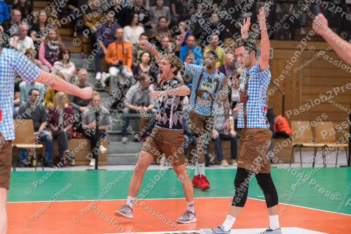 HERBUE_20200229_0643