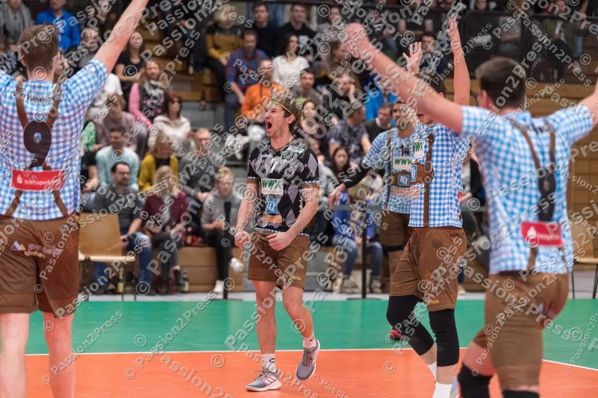 HERBUE_20200229_0647