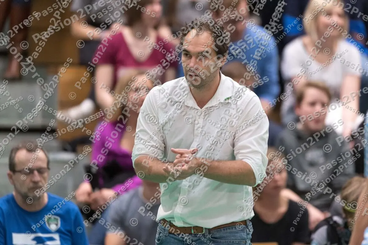 HERBUE_20200229_0778