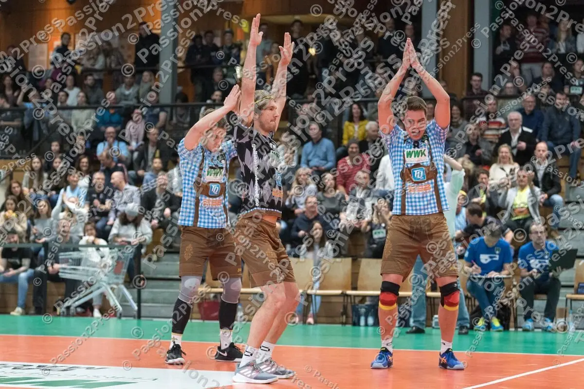 HERBUE_20200229_0837