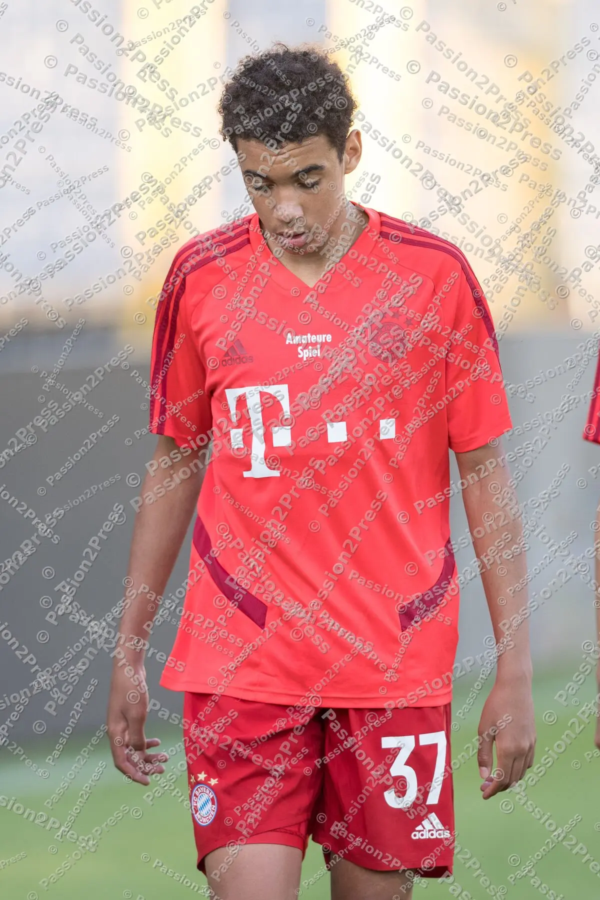 FCBII60_20200624_0021
