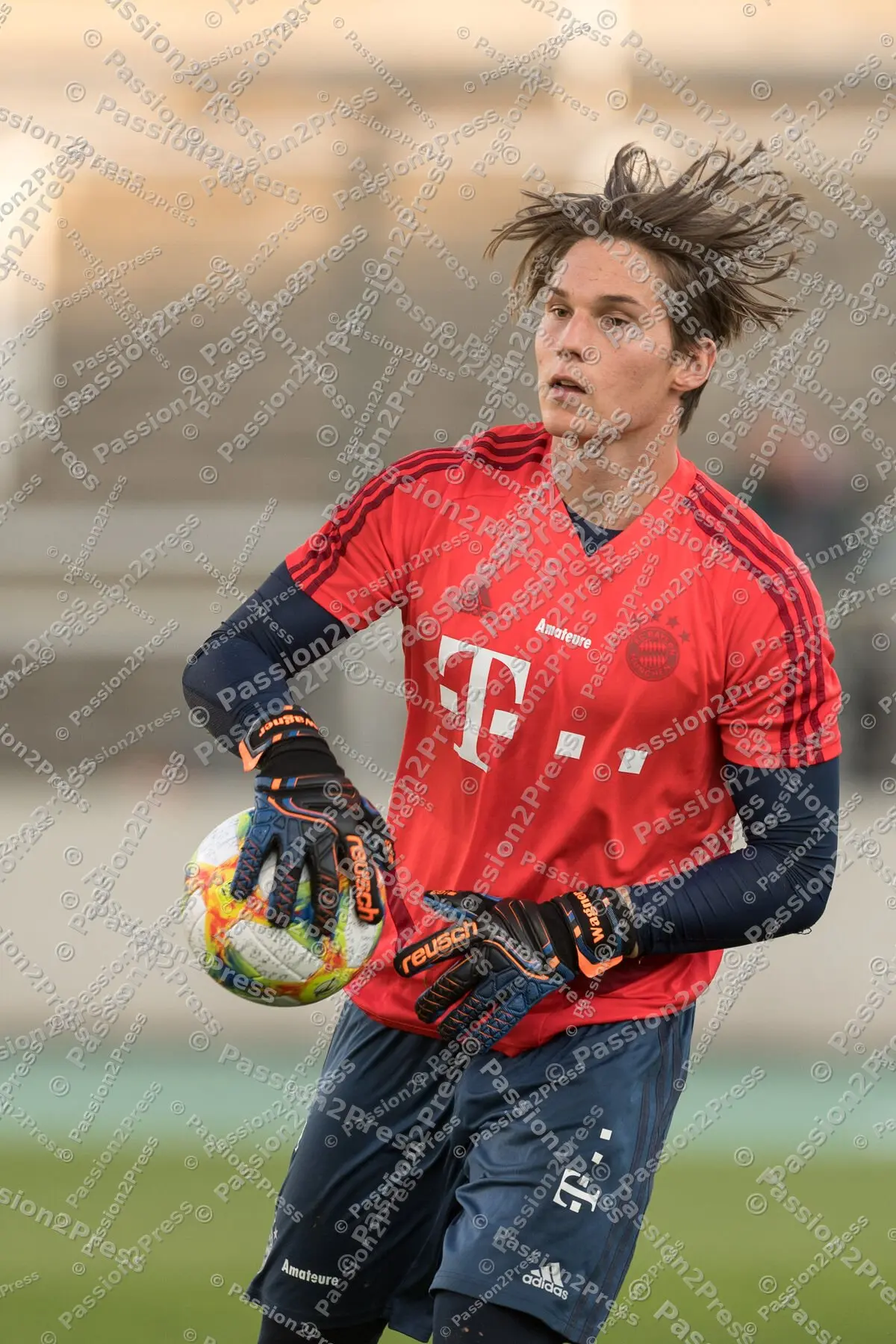 FCBII60_20200624_0032