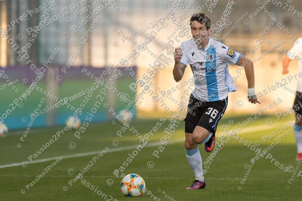 FCBII60_20200624_0082