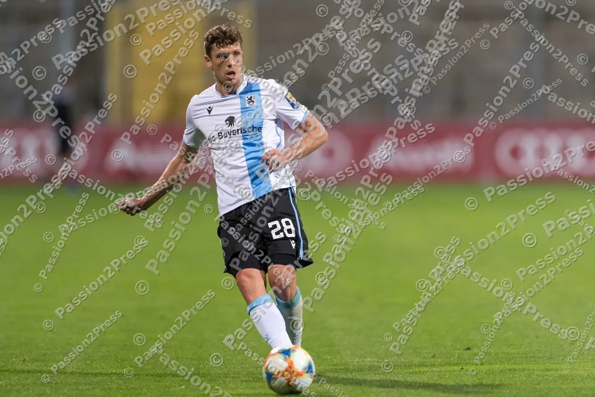 FCBII60_20200624_0885