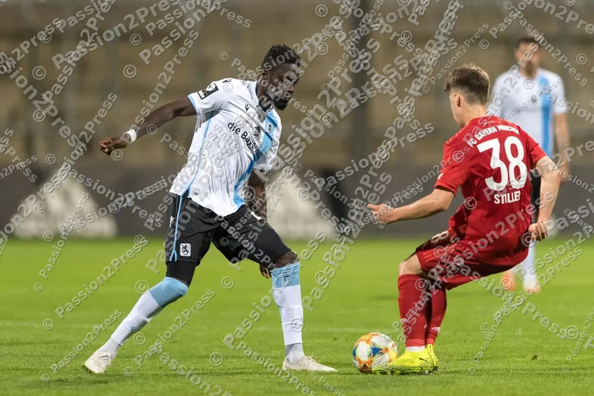 FCBII60_20200624_1193