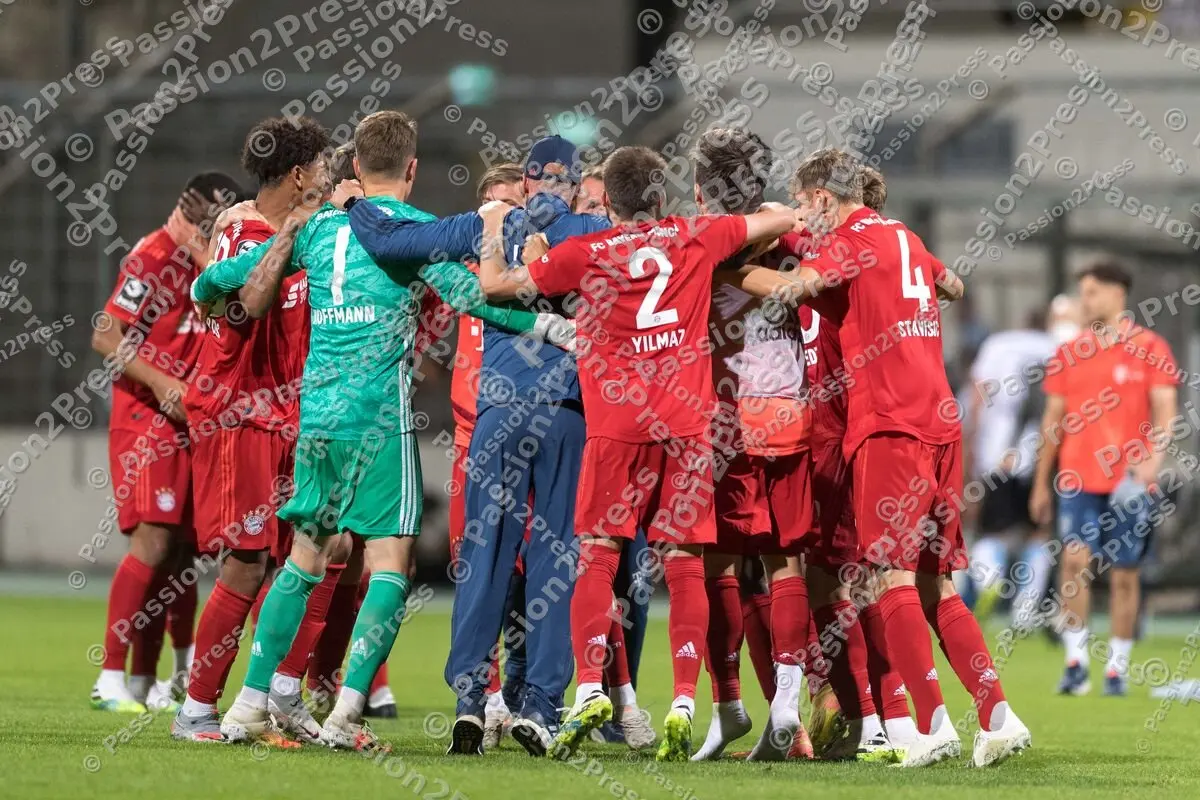 FCBII60_20200624_1470