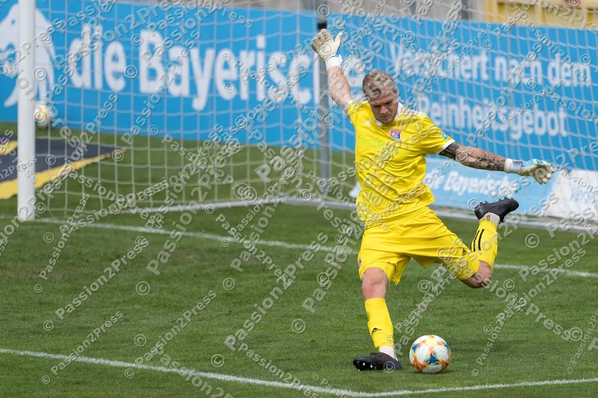 M60UHG_20200627_1459