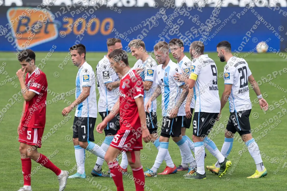 M60UHG_20200627_1563