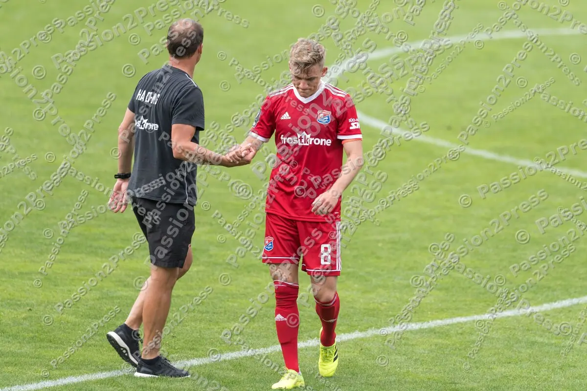 M60UHG_20200627_1874