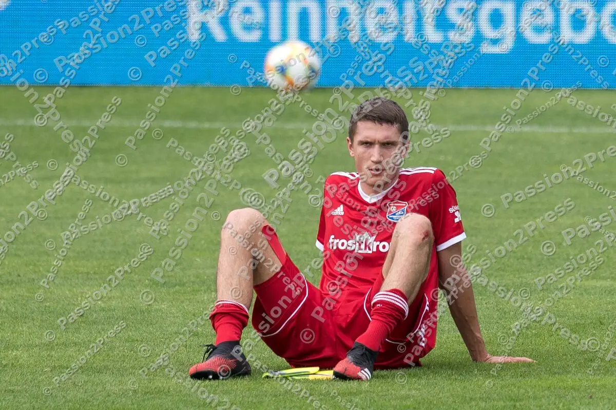 M60UHG_20200627_1879