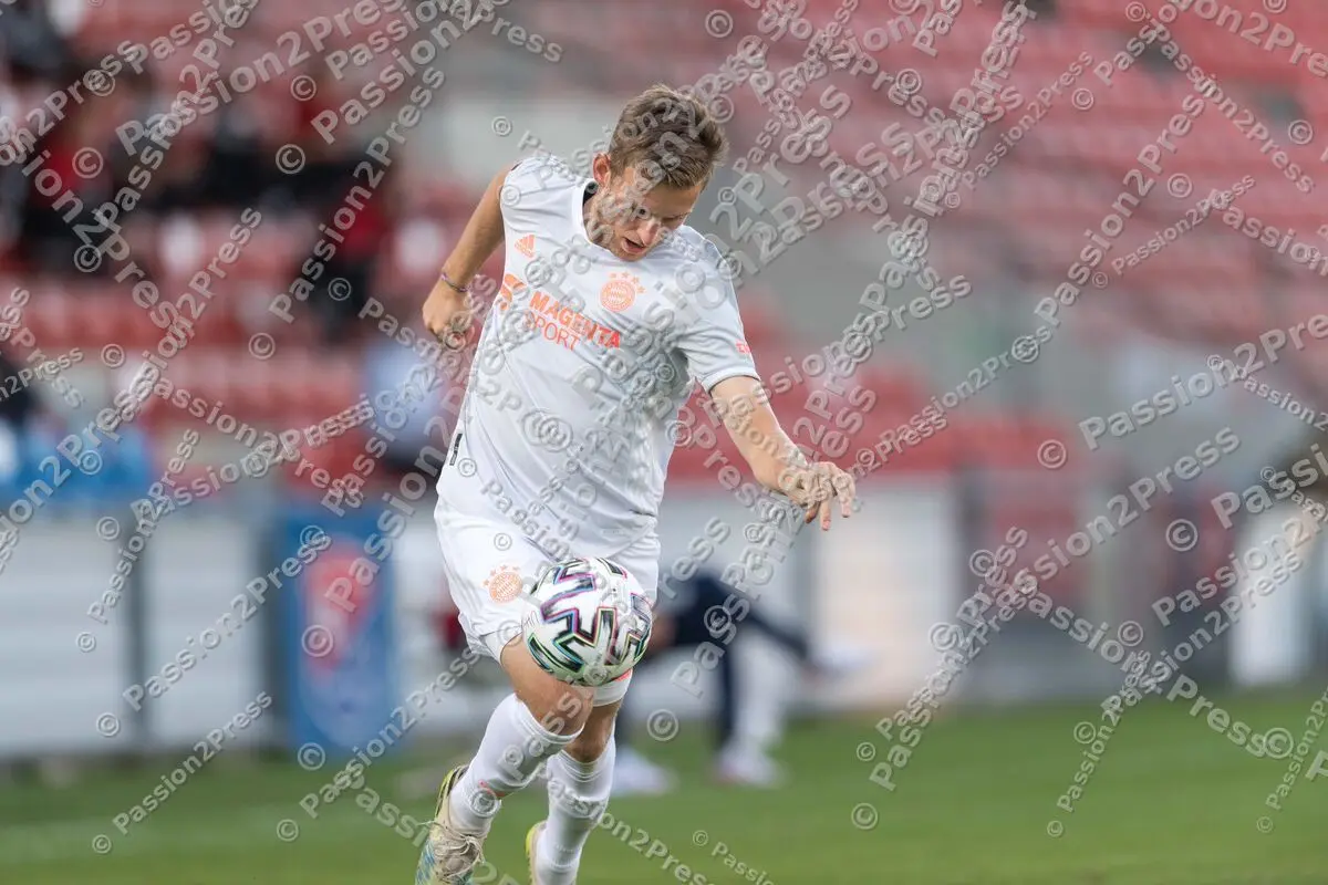 UHGFCB_20200911_0045-3