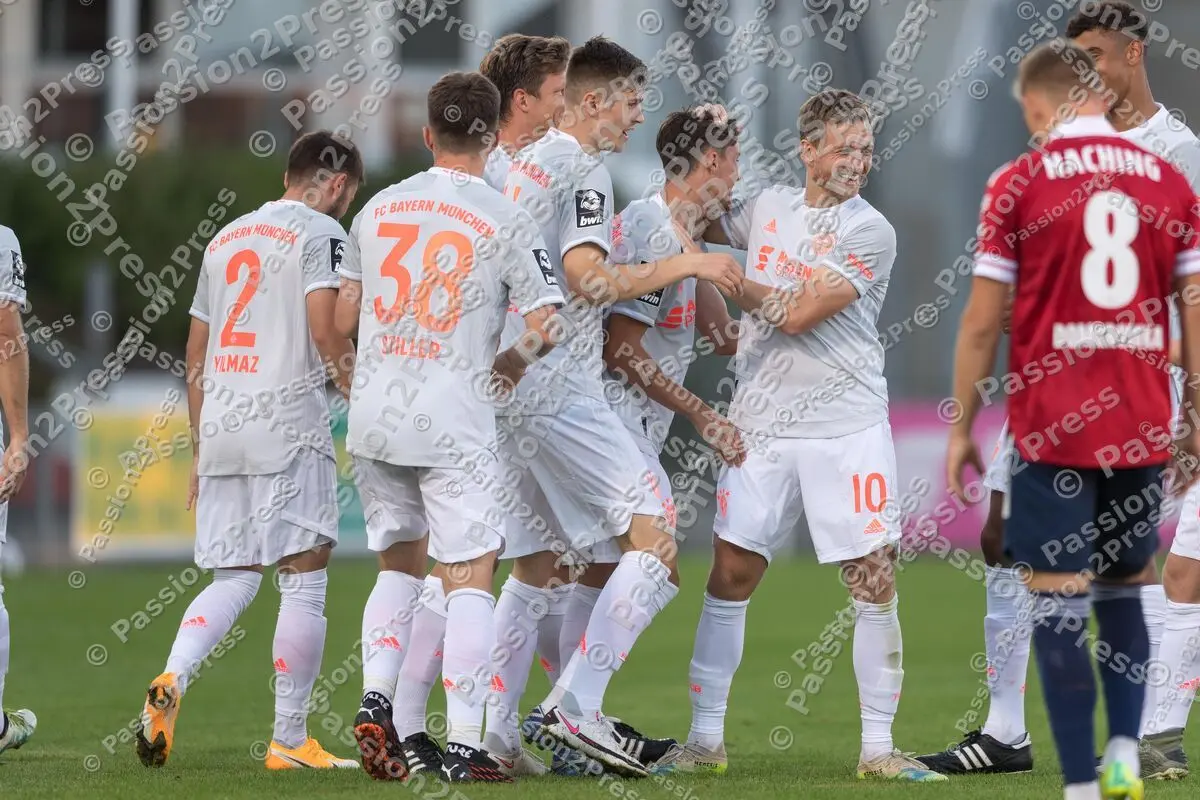 UHGFCB_20200911_0122