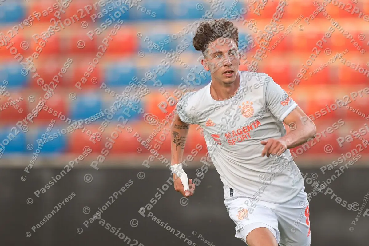 UHGFCB_20200911_0197