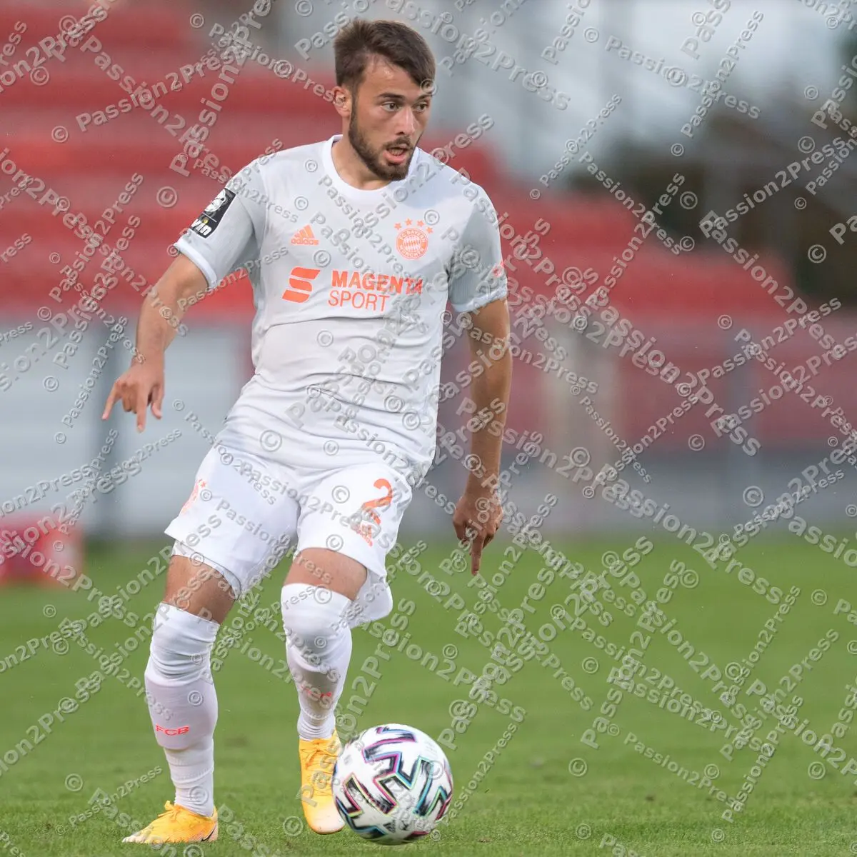 UHGFCB_20200911_0223