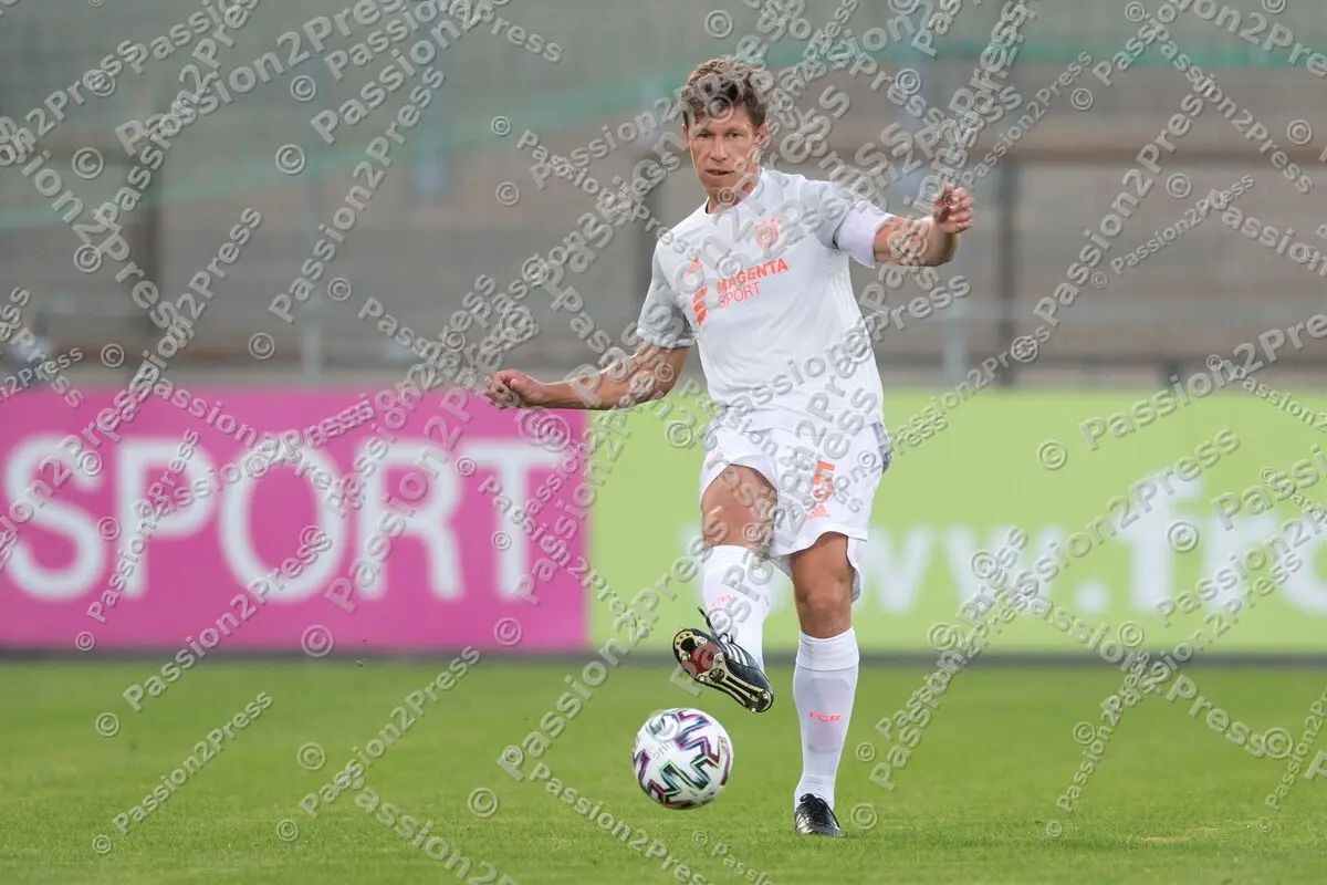 UHGFCB_20200911_0319