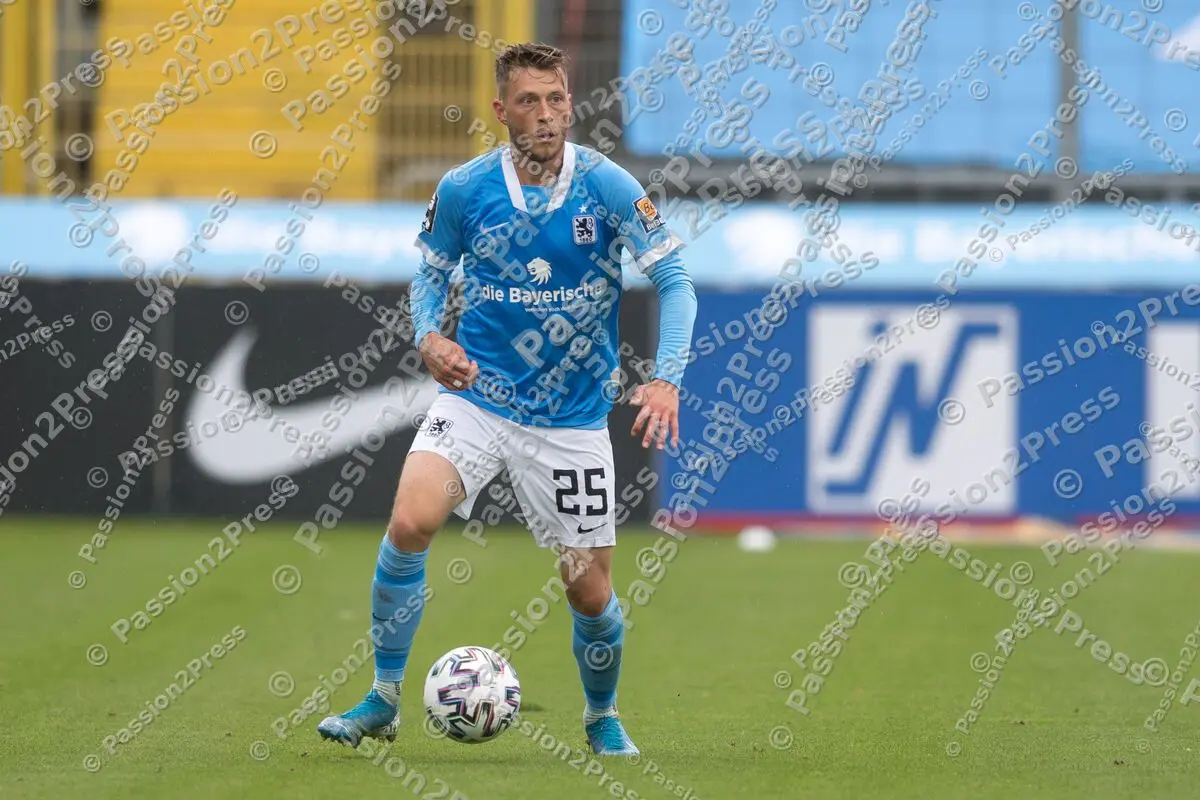 M60FCM_20200926_0548