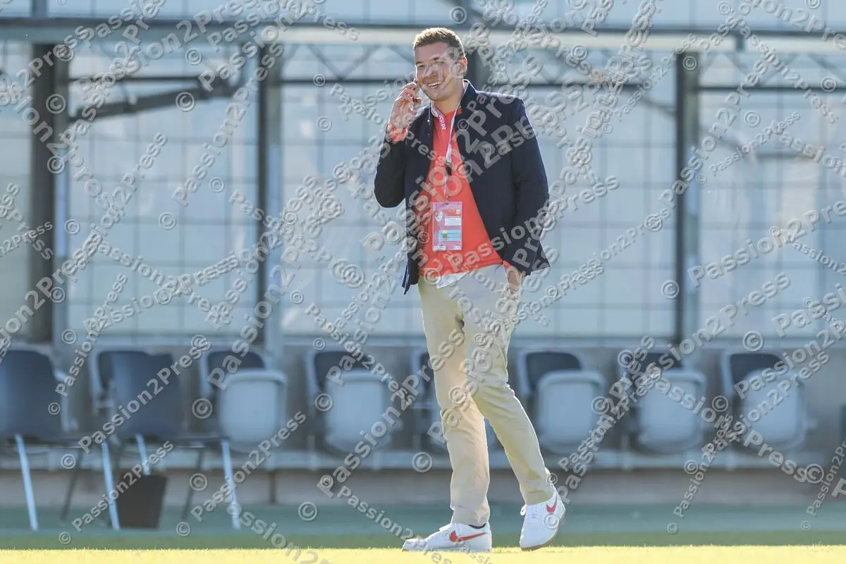 TGMFCK_20200927_2968