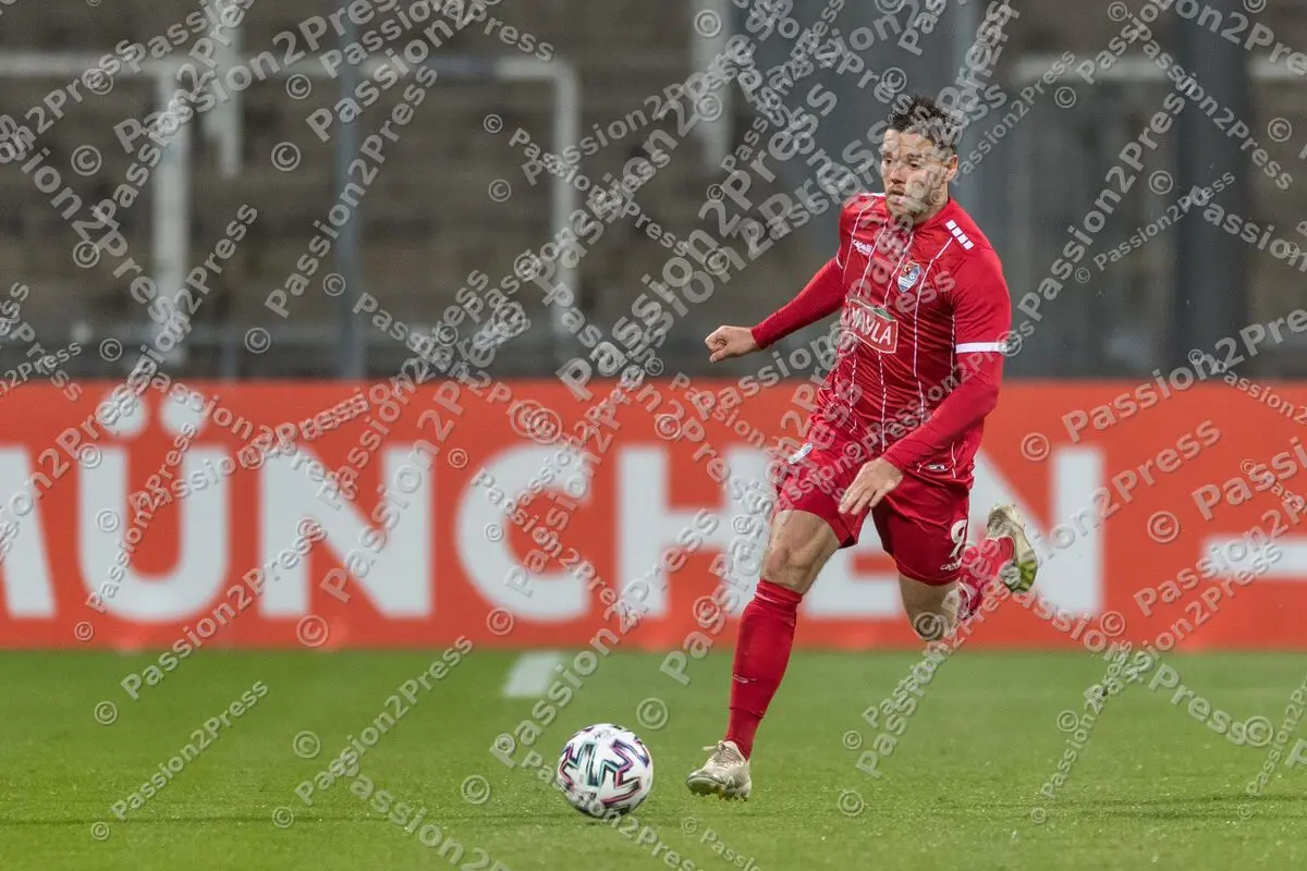 TGMLUE_20201020_0965