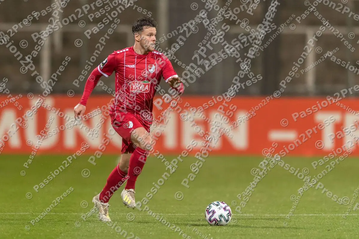 TGMLUE_20201020_0976