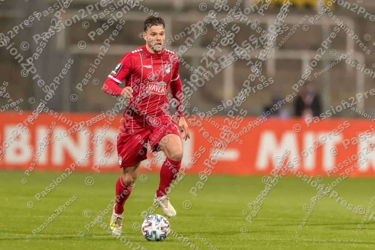 TGMLUE_20201020_1781