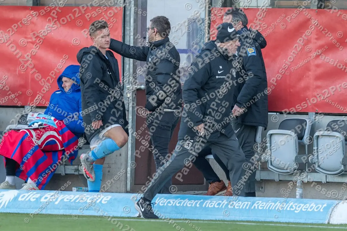 M60KFC_20201121_0866