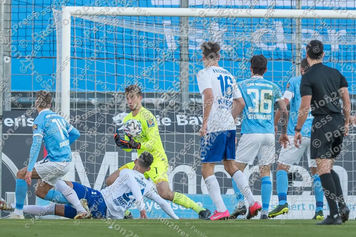 M60KFC_20201121_0986