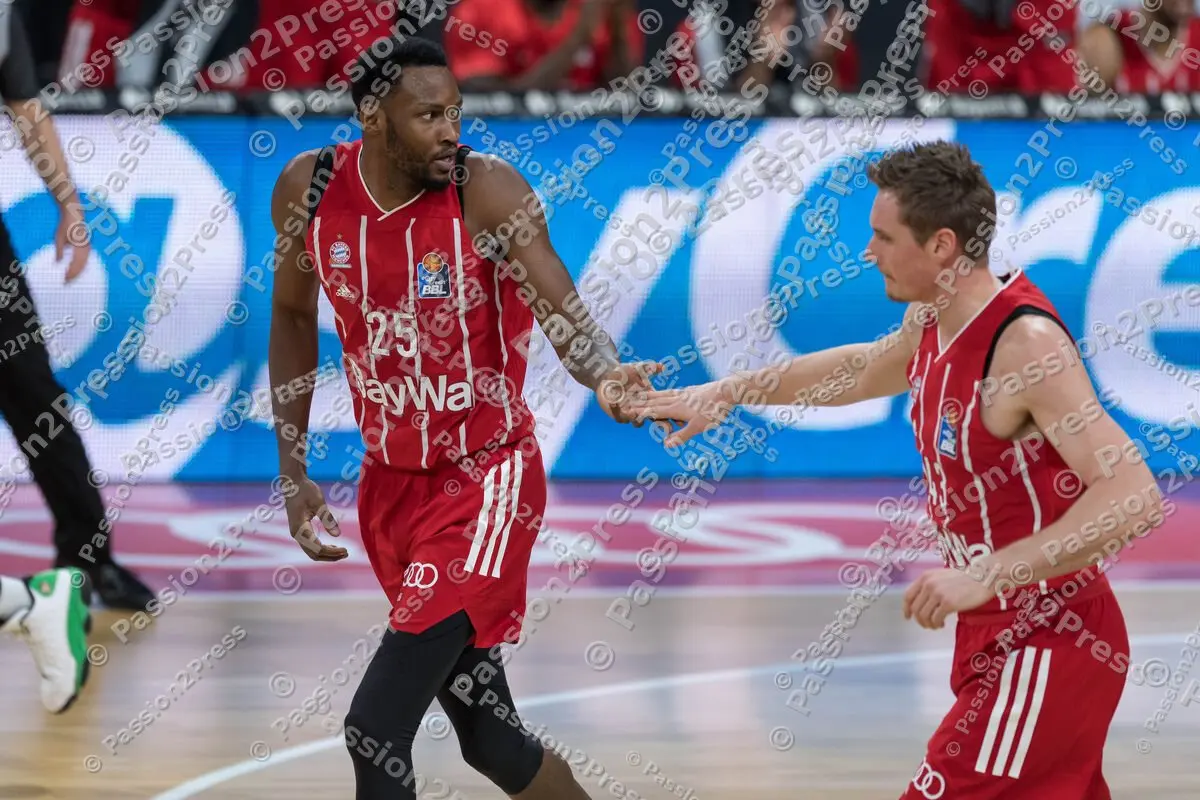 FCBLWB_20201122_0066
