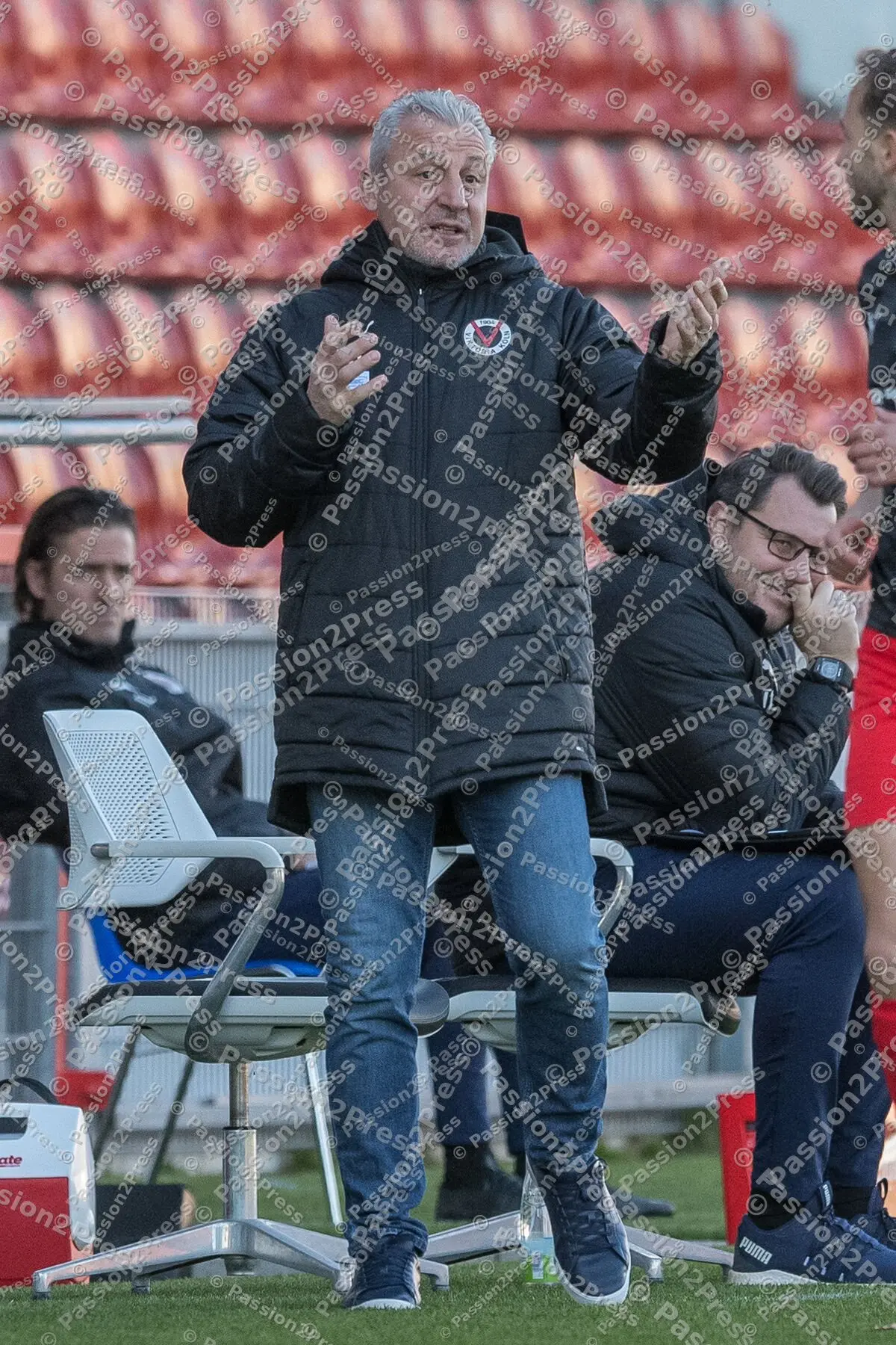 UHGVIK_20201122_0125