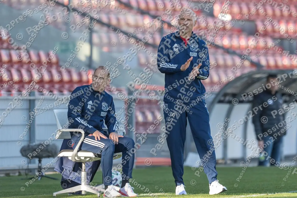 UHGVIK_20201122_0318