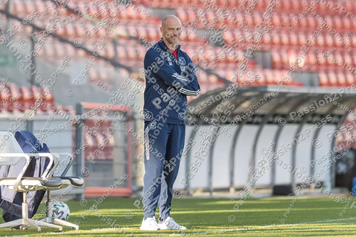 UHGVIK_20201122_0430